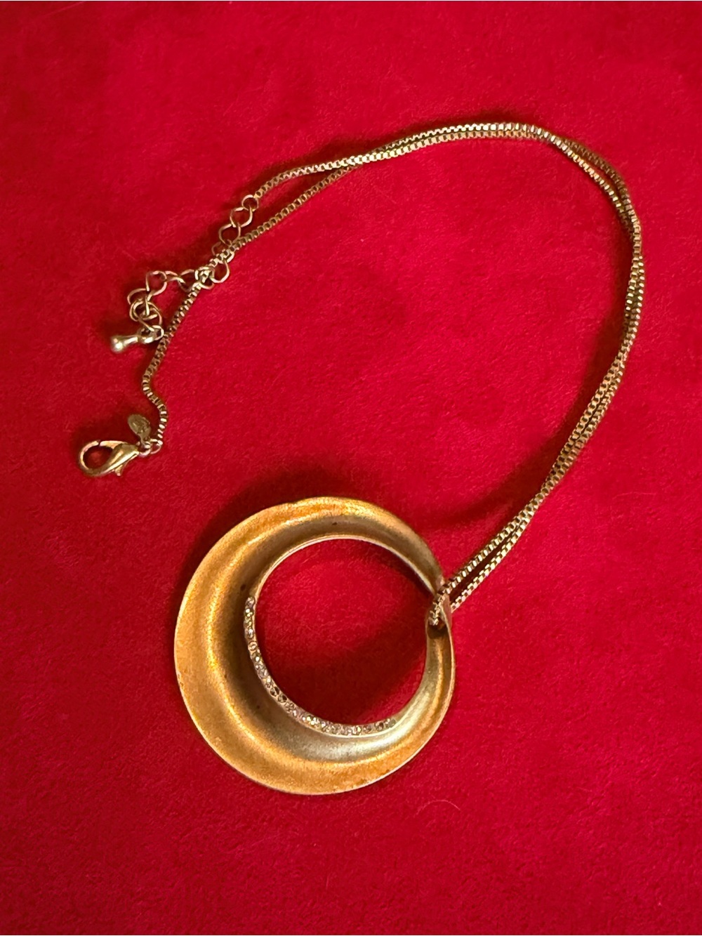 Gold Double Ring Pendant Necklace